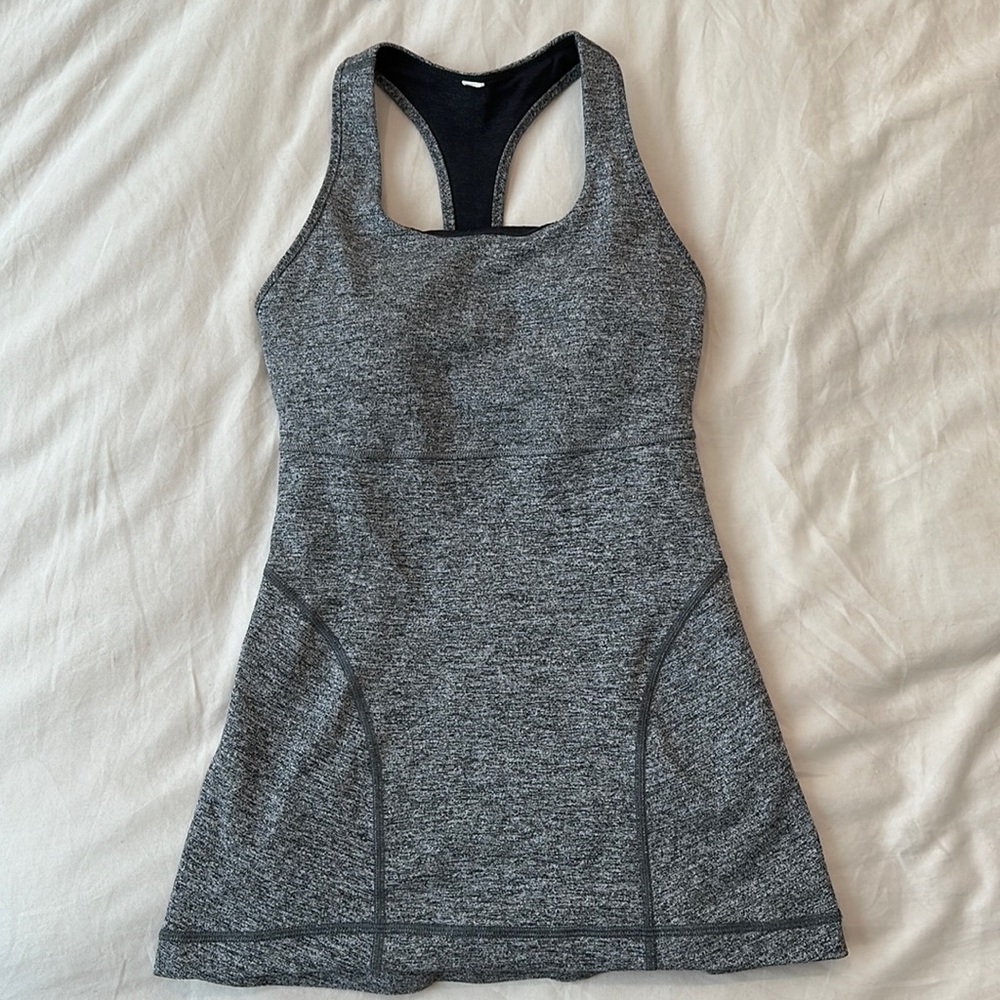 Lululemon heathered gray tank with built in bra